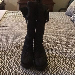Kate Spade puffer satin  Boot  with bow. warm Sz 6 excellent condition black